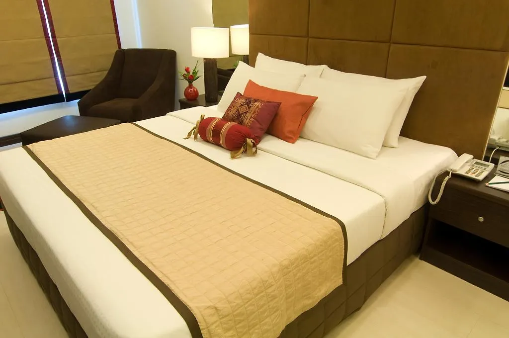 Joya Lofts And Towers - Rockwell Aparthotel Makati City