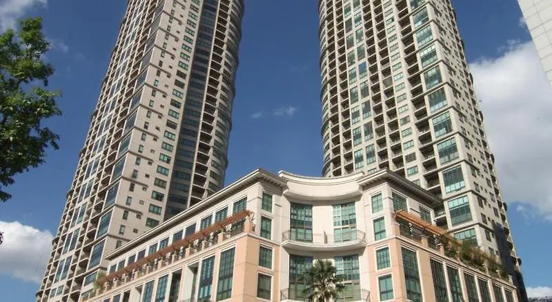 Joya Lofts And Towers - Rockwell location