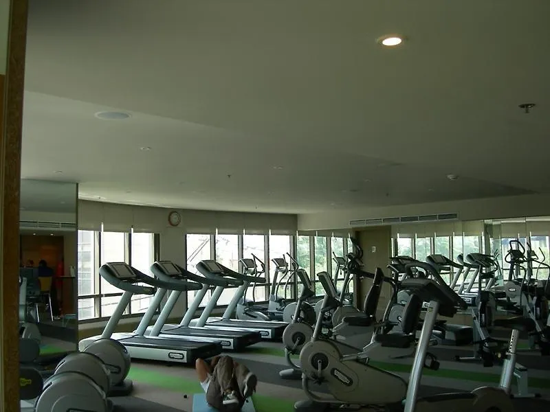 Joya Lofts And Towers - Rockwell Aparthotel Makati City